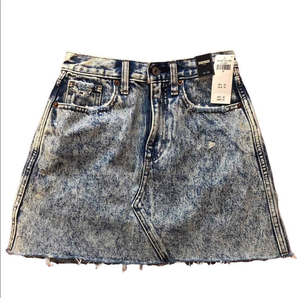 Abercrombie & Fitch Natural Rise Denim Skirt, Size 00, Brand-New with Tags!